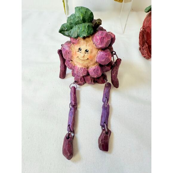 Vintage Anthropomorphic 6 Fruit Figurines Shelf Sitters - Picture 6 of 9